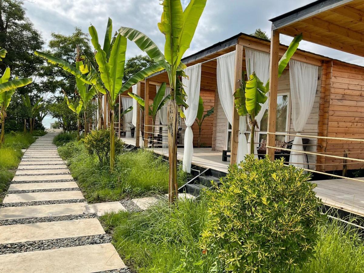 Aqua Palm Resort Sukhumi Exterior foto
