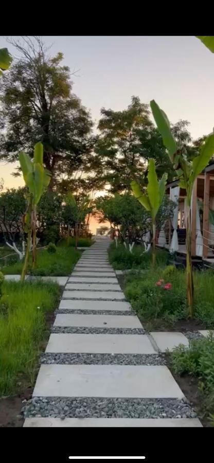 Aqua Palm Resort Sukhumi Exterior foto